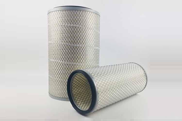 由濾芯和殼體兩部分組成，其主要作用是濾清效率高、流動阻力低、能較長時間連續(xù)使用而無需保養(yǎng)