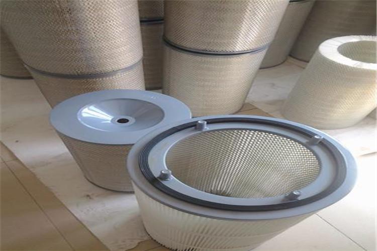 系統(tǒng)中如果帶入火花，應(yīng)選具阻燃功能的濾材，此種材料制作的風(fēng)機除塵濾筒具防火功能，避免工作時除塵濾筒產(chǎn)生燃燒