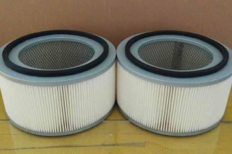 冶金：脈沖除塵濾筒用于軋鋼機(jī)、連鑄機(jī)液壓系統(tǒng)的過濾及各種潤滑設(shè)備的過濾