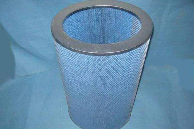 濾料挺度好，且可用低壓水喉或洗滌劑多次 清洗干燥后重新安裝使用