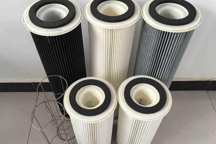 需要詢問(wèn)組合式除塵濾筒的款式和分類(lèi)是什么，一般來(lái)說(shuō)是分為慣性式、過(guò)濾式和油浴式這三種類(lèi)型的