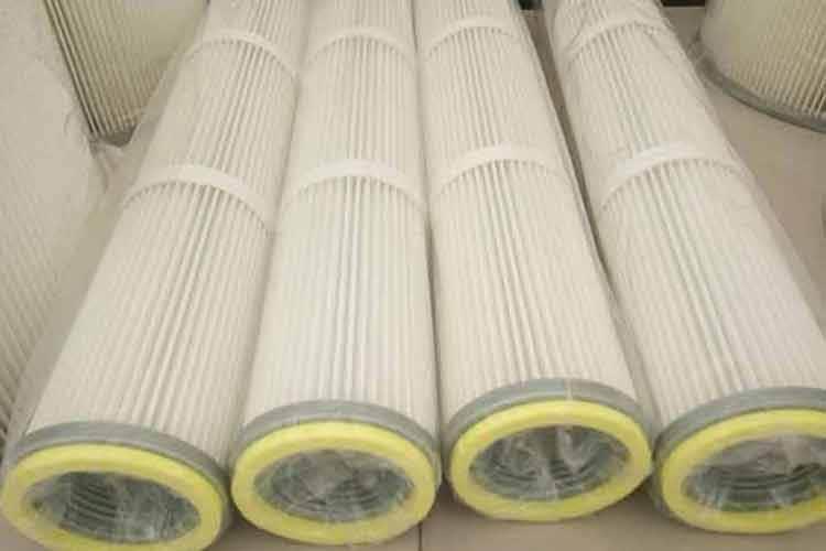高效除塵濾筒凈化效率高。對(duì)粒徑為亞微米以上的粉塵有99%以上的凈化效率
