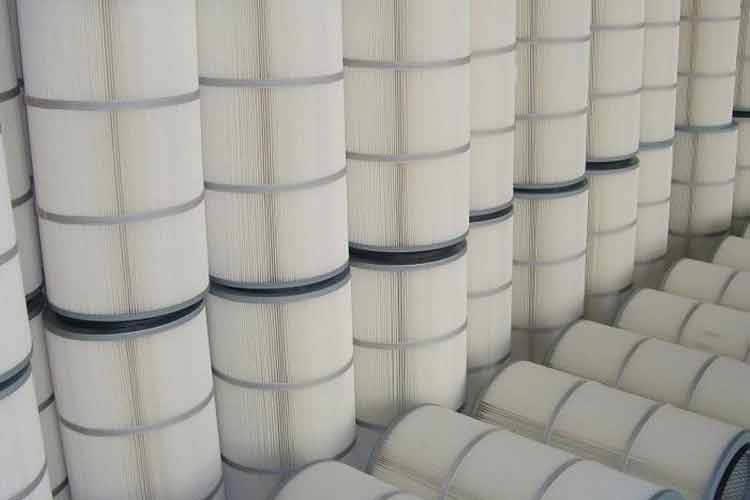 電控元件：和聚酯纖維除塵濾筒其他的部件大不相同，電控元件不必定期的工作，但是我們建議利用除塵器常有的間隙時間對其進行檢查維修，保確其性能完好