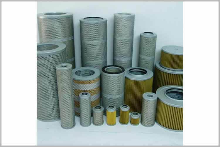 器的密封性是否良好，如果發(fā)現(xiàn)裝置內(nèi)密封墊圈密封性差，應(yīng)及時(shí)更換以免使得過(guò)濾不干凈，自身有顆粒和灰塵等雜質(zhì)，