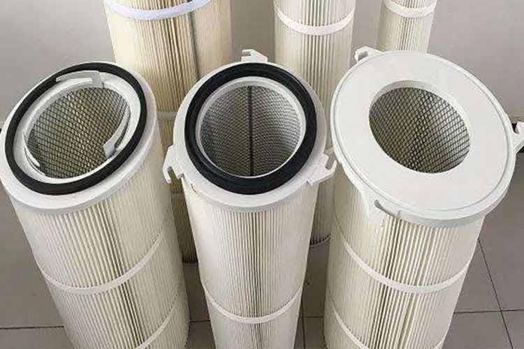 、空間小的地方布置除塵濾筒的質(zhì)量檢驗(yàn)可以分為以下步驟： 1、除塵濾筒進(jìn)貨檢驗(yàn)，又稱入廠檢驗(yàn)：這是由檢驗(yàn)